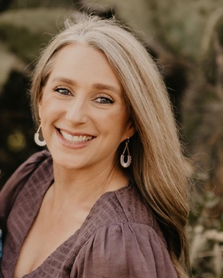 Loryn Overmyer Portrait